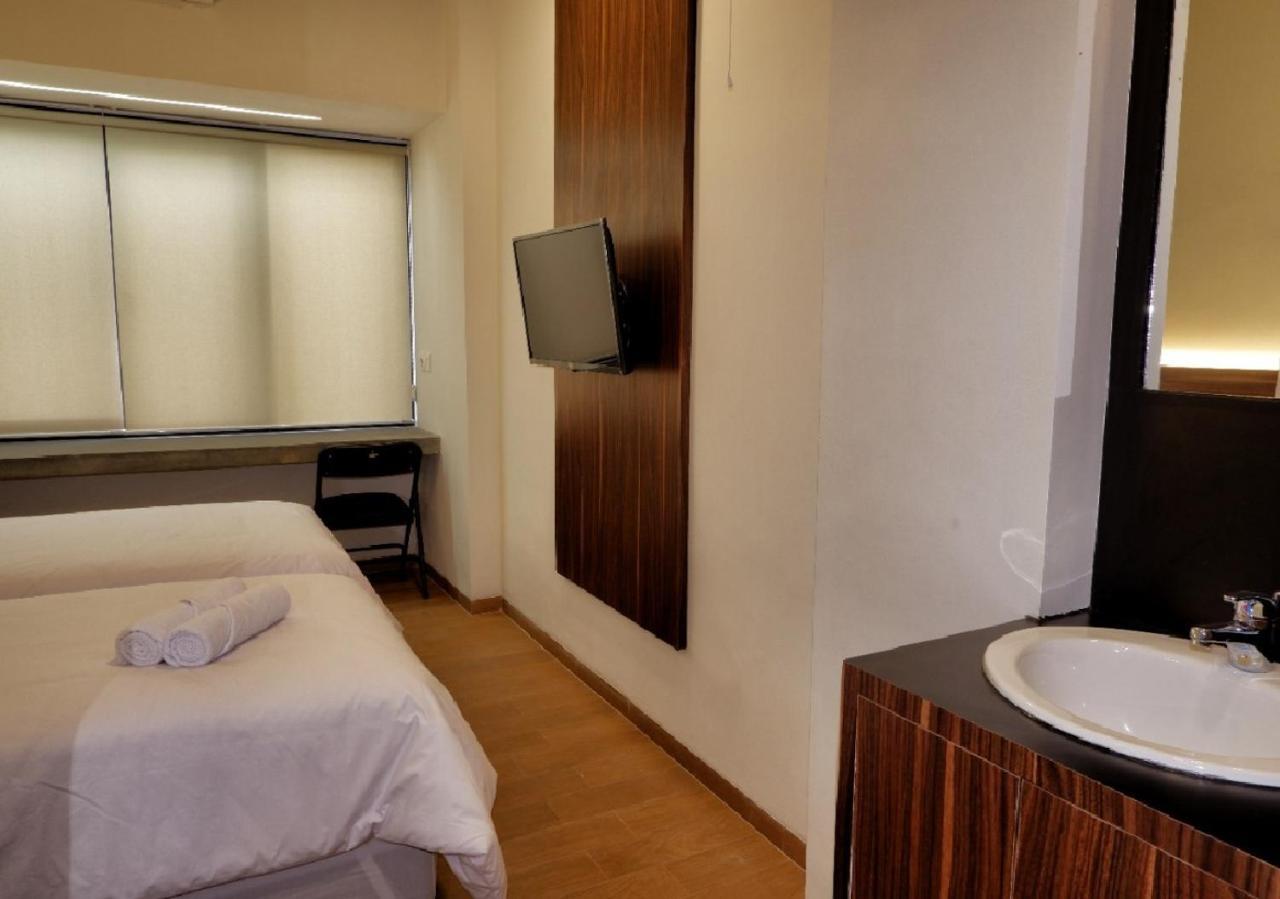 Guest House 555 Nki South Tangerang Exterior photo